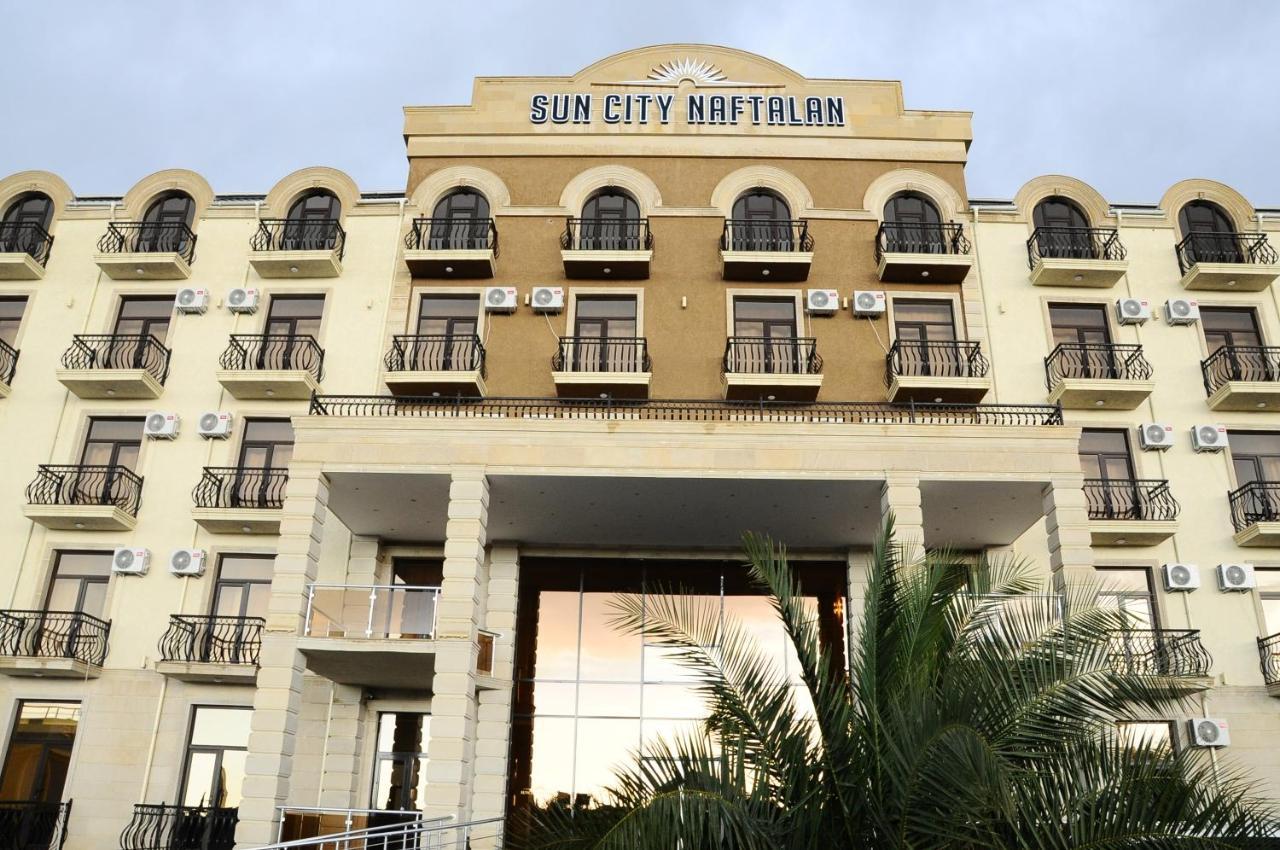 Sun City Hotel & Spa Нафталан Екстериор снимка