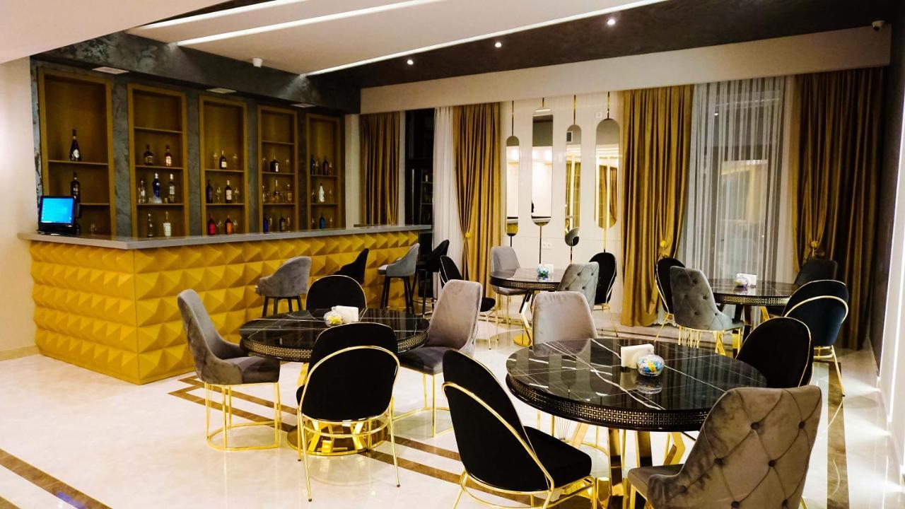 Sun City Hotel & Spa Нафталан Екстериор снимка