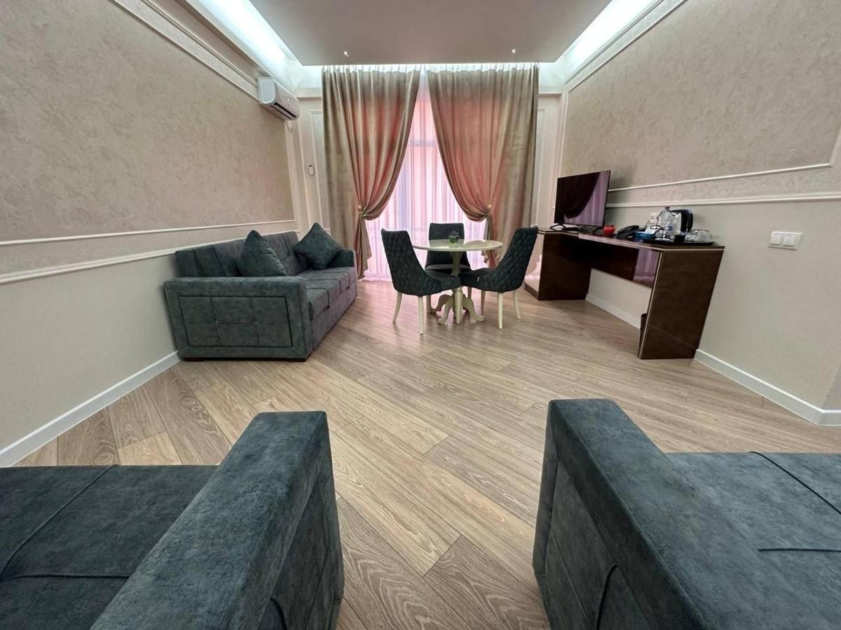 Sun City Hotel & Spa Нафталан Екстериор снимка