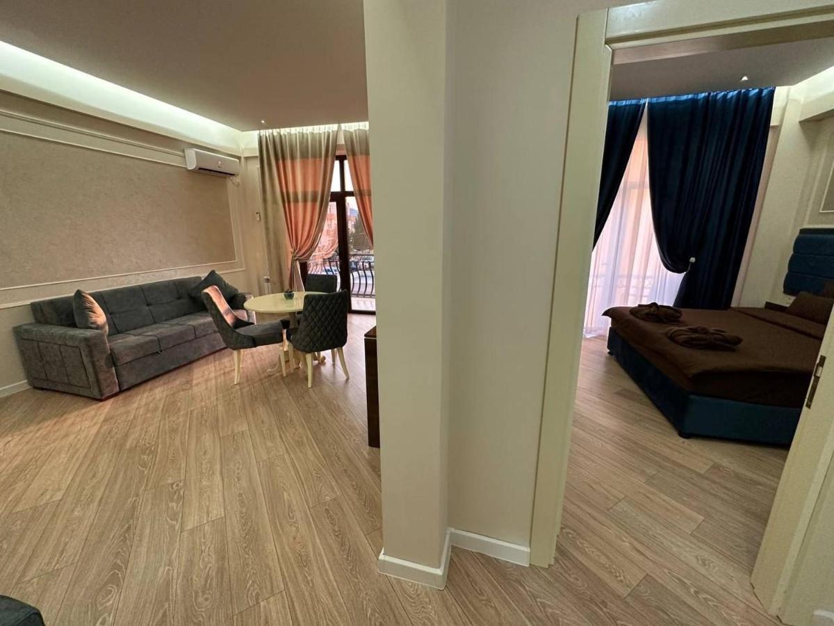 Sun City Hotel & Spa Нафталан Екстериор снимка